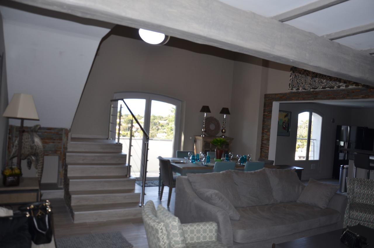 Belle Maison Avec Piscine Dans Les Hauteurs A Saint Raphael Eksteriør bilde