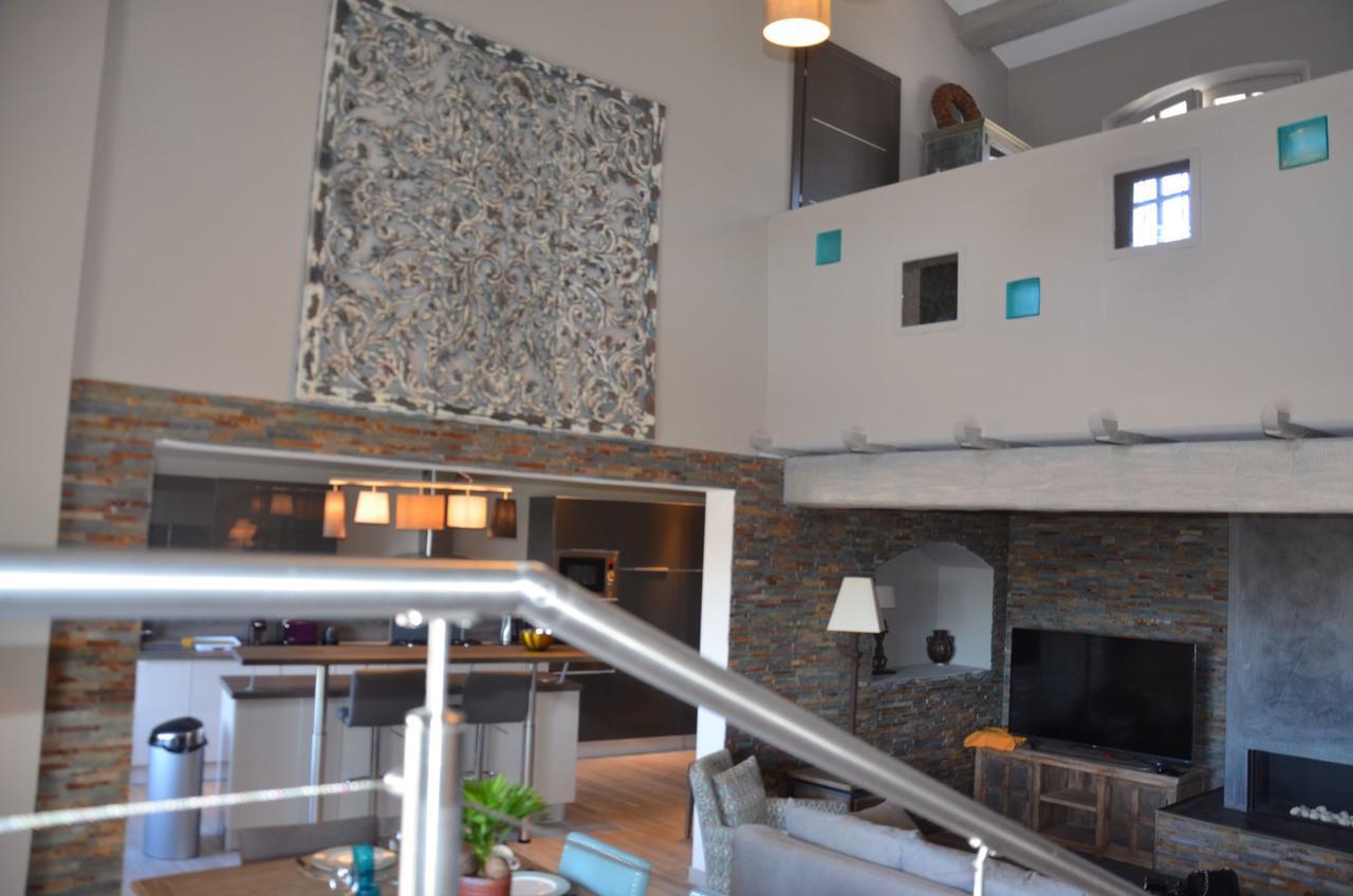 Belle Maison Avec Piscine Dans Les Hauteurs A Saint Raphael Eksteriør bilde