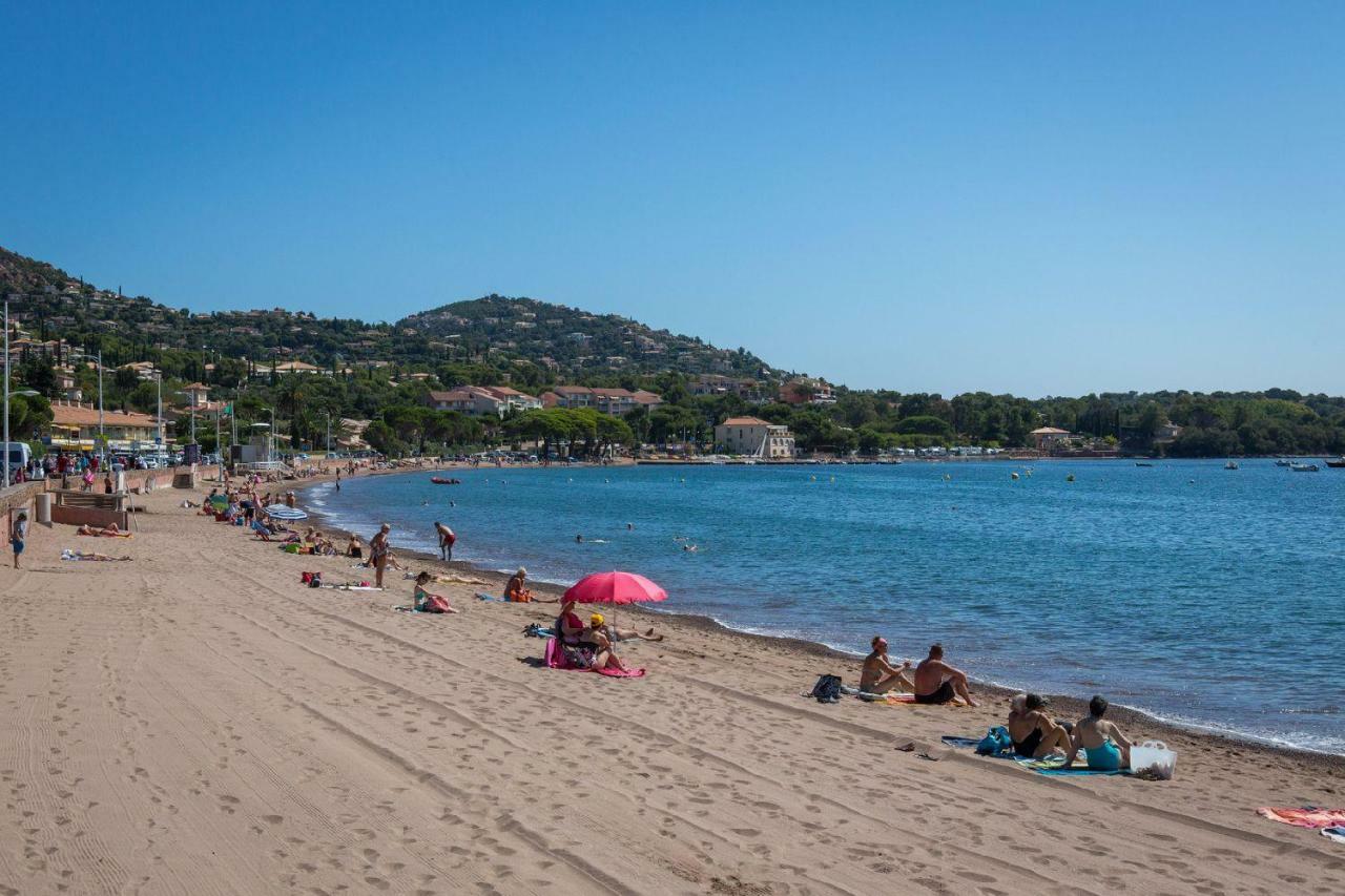 Belle Maison Avec Piscine Dans Les Hauteurs A Saint Raphael Eksteriør bilde